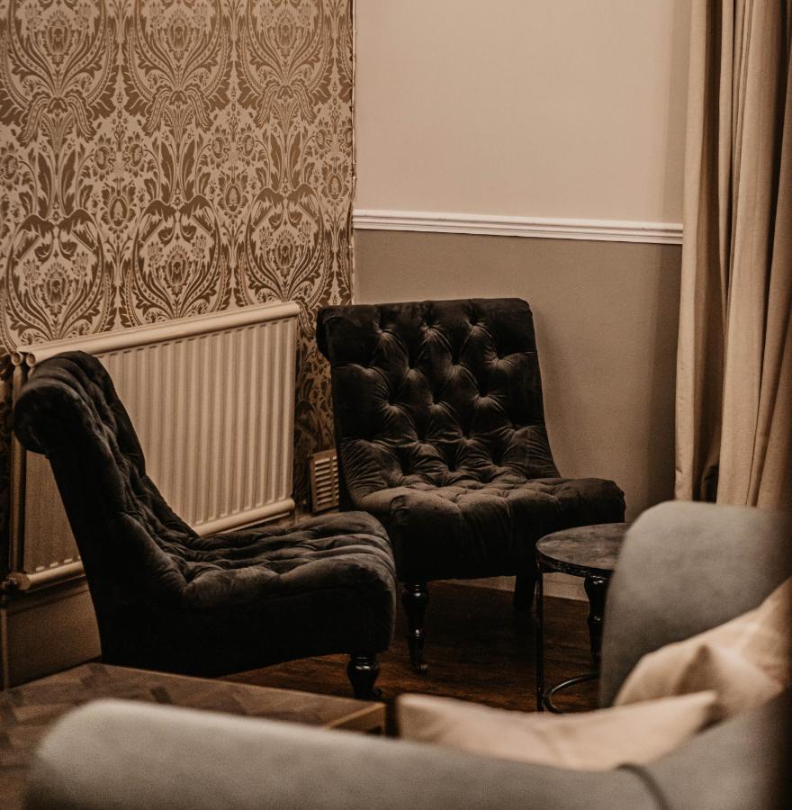 Elephant Hotel Pangbourne Buitenkant foto